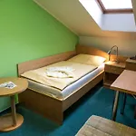 Na Jizni Hotell