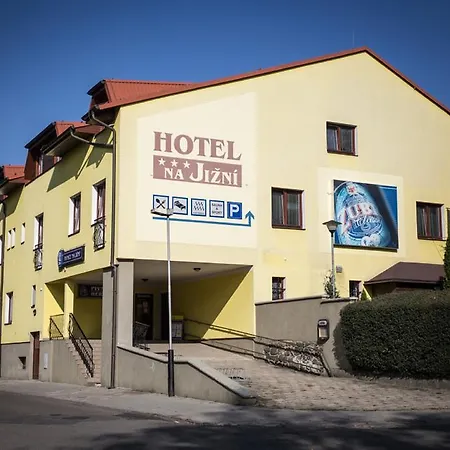 Na Jizni Hotel 3*