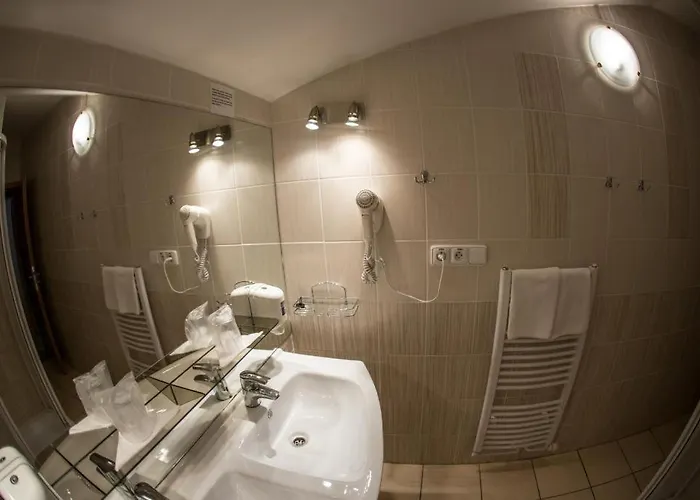 Na Jizni Hotel 3*